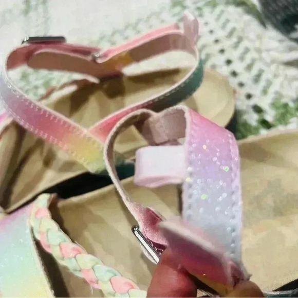 Oshkosh B'Gosh Toddler Girls Faith Sandals SIZE 3 new no tags - Picture 7 of 8